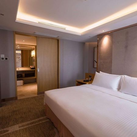 Ramada Plaza By Wyndham Fuzhou South Hotel Kültér fotó