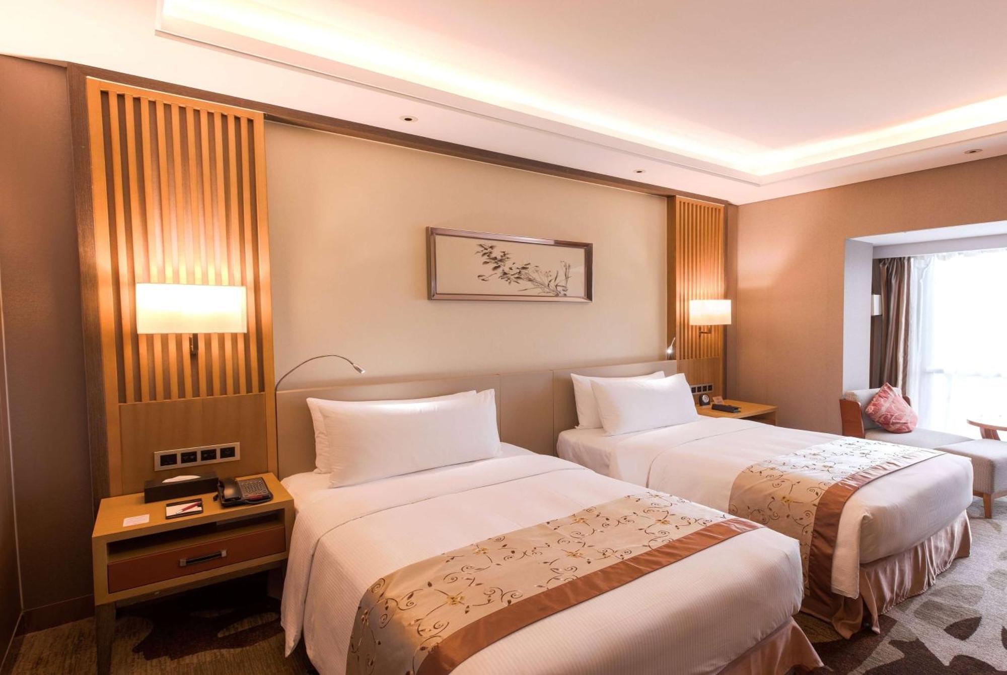 Ramada Plaza By Wyndham Fuzhou South Hotel Kültér fotó